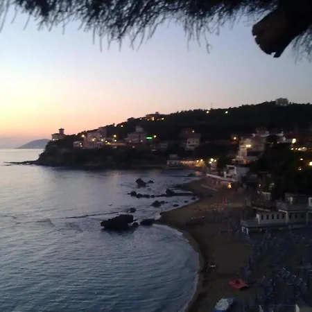 Torre Medicea 1 Apartment Castiglioncello